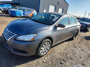Nissan Sentra S 1.8L 4 2015