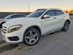 Mercedes-Benz GLA 250 4MATIC 2.0L 4 2015