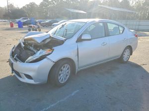 Nissan Versa S 1.6L 4 2013