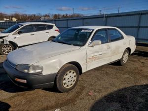 Toyota Camry DX 2.2L 4 1996