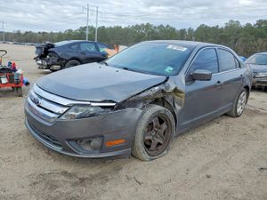 Ford Fusion SE 2.5L 4 2010