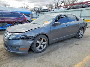 Ford Fusion SE 2.5L 4 2012