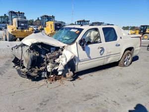 Chevrolet Avalanche LTZ 5.3L 8 2013