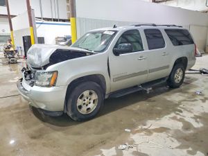 Chevrolet Suburban K1500 LT 5.3L 8 2010