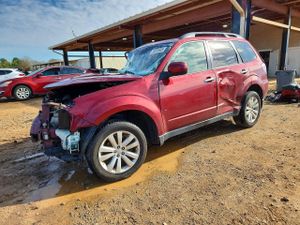 Subaru Forester LIMITED 2.5L 4 2013
