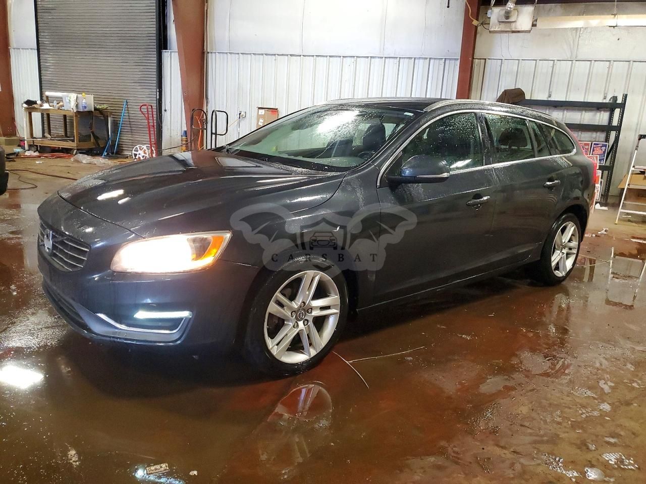 Volvo V60 PLATINUM 2.5L 5 2015