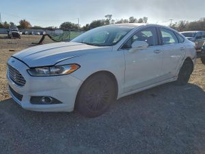 Ford Fusion SE 2.0L 4 2014