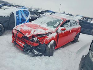 Ford Focus ST 2.0L 4 2015