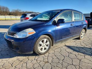 Nissan Versa S 1.8L 4 2012