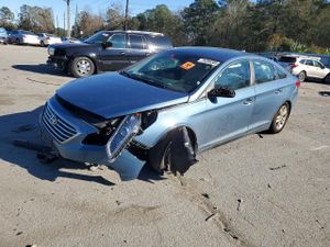 Hyundai Sonata SE 2.4L 4 2015