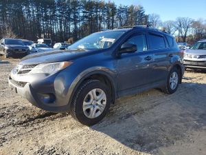 Toyota Rav4 LE 2.5L 4 2015