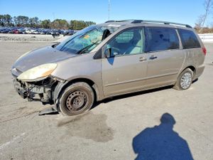 Toyota Sienna CE 3.3L 6 2006
