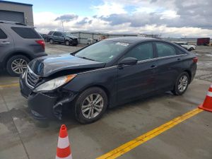 Hyundai Sonata GLS 2.4L 4 2013