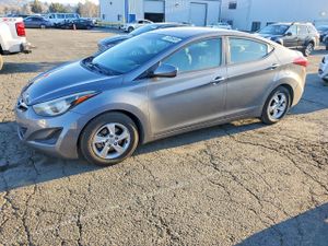 Hyundai Elantra SE 1.8L 4 2014