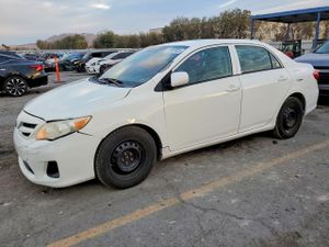Toyota Corolla BASE 1.8L 4 2012