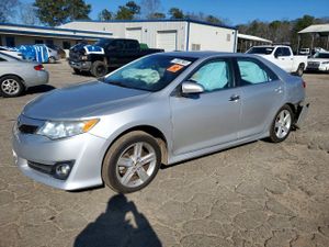 Toyota Camry BASE 2.5L 4 2012