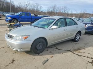 Toyota Camry LE 2.4L 4 2003