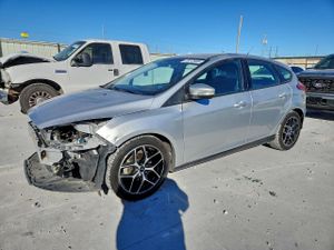 Ford Focus SE 2.0L 4 2015