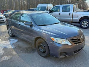 Toyota Camry BASE 2.5L 4 2011