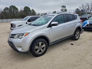 Toyota Rav4 XLE 2.5L 4 2015