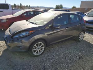 Ford Fiesta SE 1.6L 4 2015