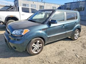 Kia Soul + 2.0L 4 2011