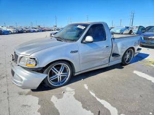 Ford F-150 SVT LIGHTNING 5.4L 8 2001