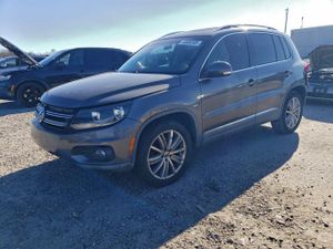 Volkswagen Tiguan S 2.0L 4 2012