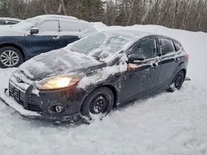 Ford Focus TITANIUM 2.0L 4 2014