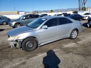 Toyota Camry BASE 2.5L 4 2011