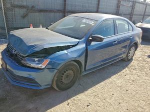 Volkswagen Jetta BASE 2 L 4 2015