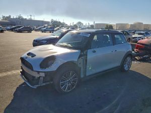Mini Cooper S 2.0L 4 2015