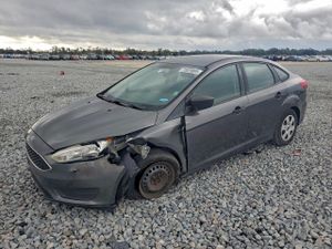 Ford Focus S 2.0L 4 2018