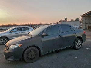 Toyota Corolla BASE 1.8L 4 2010