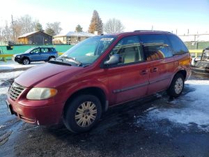 Chrysler Town & Country LX 3.3L 6 2007