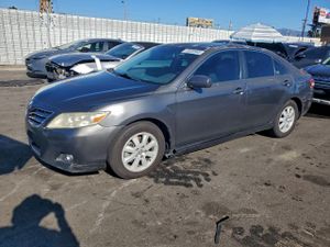 Toyota Camry BASE 2.5L 4 2010