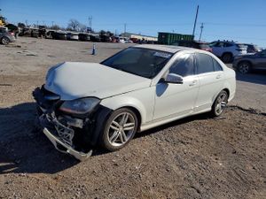 Mercedes-Benz C 300 4MATIC 3.0L 6 2012