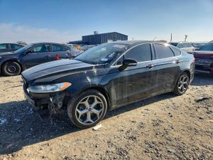 Ford Fusion SE 2.0L 4 2014