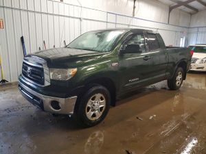 Toyota Tundra DOUBLE CAB SR5 5.7L 8 2012