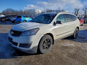 Chevrolet Traverse LS 3.6L 6 2015