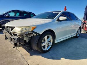 Toyota Camry L 2.5L 4 2014