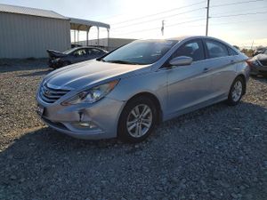 Hyundai Sonata GLS 2.4L 4 2013