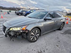 Nissan Altima SL 2.5L 4 2019