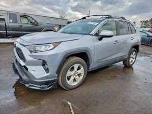 Toyota Rav4 XLE 2.5L 4 2019