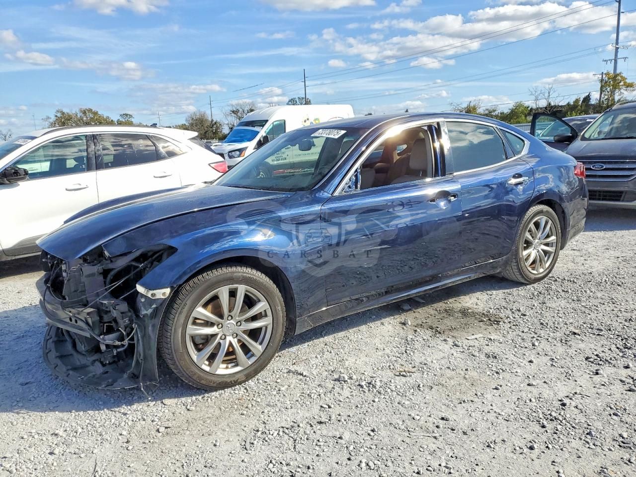 Infiniti Q70 HYBRID 3.5L 6 2015