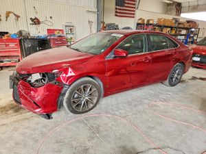 Toyota Camry LE 2.5L 4 2015