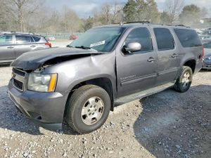 Chevrolet Suburban K1500 LS 5.3L 8 2011