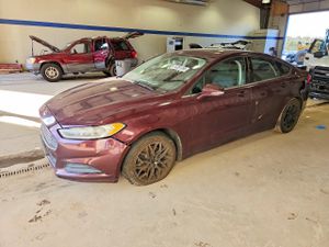 Ford Fusion SE 2.5L 4 2013