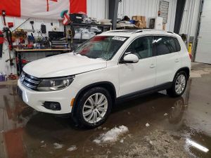 Volkswagen Tiguan 2.0L 4 2015