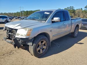 Nissan Titan XE 5.6L 8 2004